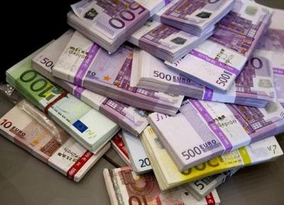 جزئیات نرخ رسمی انواع ارز، افزایش قیمت یورو و پوند