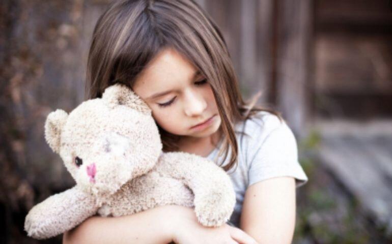 نشانه های افسردگی در کودک را بشناسیم