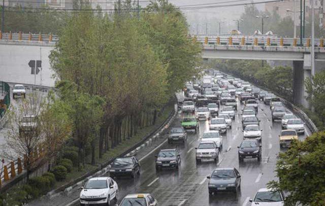 آزادراه های منتهی به کرج شلوغ ترین جاده های کشور آزادراه های منتهی به کرج شلوغ ترین جاده های کشور